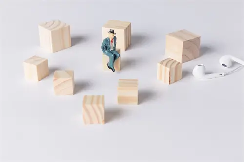 网名夜未央的含义